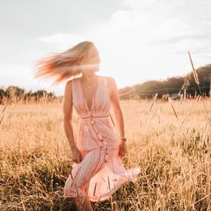 Meet your Posher, Ariella